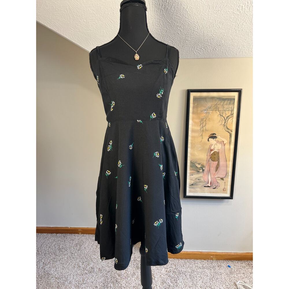 Old Navy Sunflower Smocked Mini Sundress M Sweetheart Black Spaghetti Strap